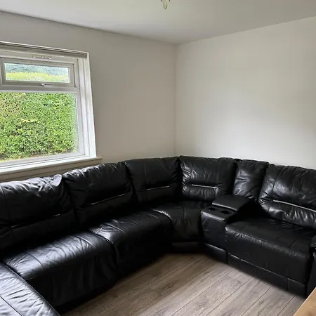 Cozy 2 Bedroom Cottage In Kirkcaldy Esterno foto
