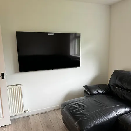 Cozy 2 Bedroom Cottage In Kirkcaldy Esterno foto