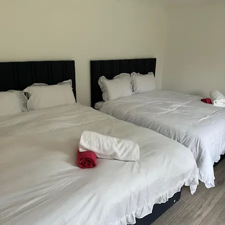 Cozy 2 Bedroom Cottage In Kirkcaldy Esterno foto